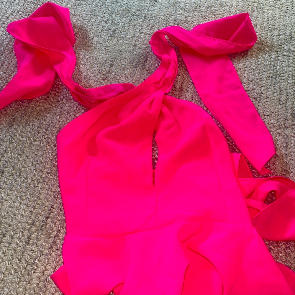 CROSS TIE TOP HOT PINK